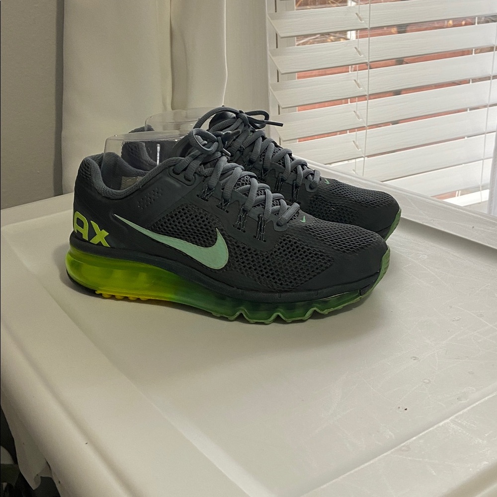NIKE Airmax